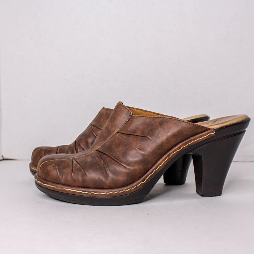 Sofft Brown Leather Clogs High Heel Slip On Size 6 1/2M